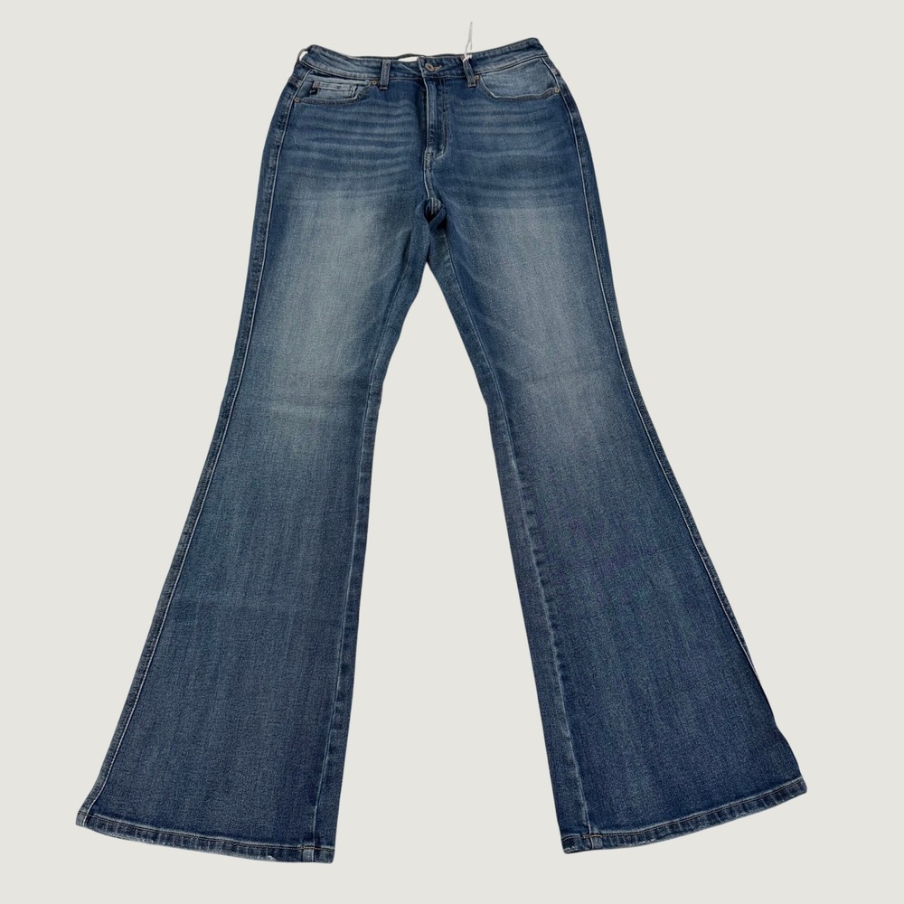 Kancan Women's Size 29 Mid Rise Flare Jeans Medium Wash Stretch Denim NWT